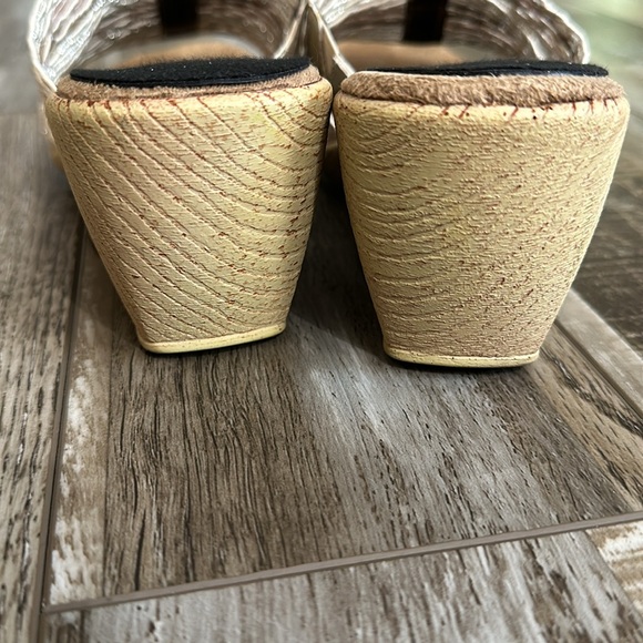 Shoes 8.5 - Picture 8 of 8